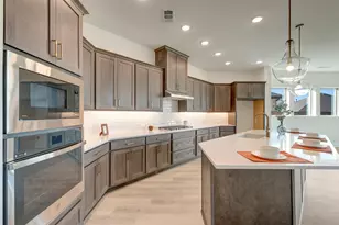 725 Shinnery Oak Wy, Waxahachie, TX 75165 - Photo 18