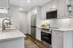 10831 Hayfield Dr, Dallas, TX 75238 - Photo 12