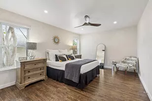10831 Hayfield Dr, Dallas, TX 75238 - Photo 18