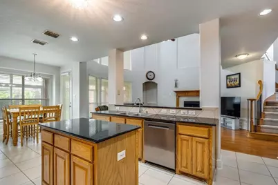 10327 Offshore Drive, Irving, TX 75063 - Photo 10