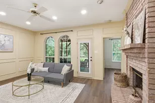 2605 Hidden Ridge Dr, Arlington, TX 76006 - Photo 12