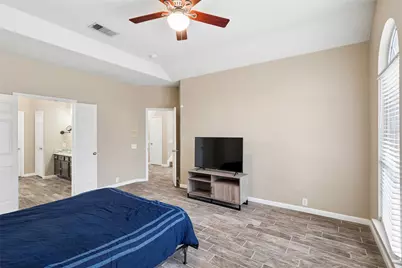 2702 Saint Charles Drive, Mansfield, TX 76063 - Photo 14