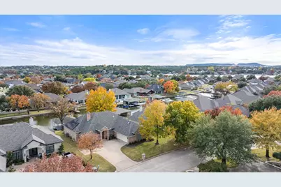 1207 Mallard Way, Granbury, TX 76048 - Photo 36