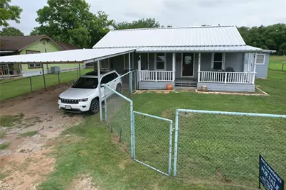 450 Valley Lane, Weatherford, TX 76085 - Photo 4