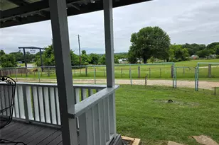 450 Valley Ln, Weatherford, TX 76085 - Photo 6