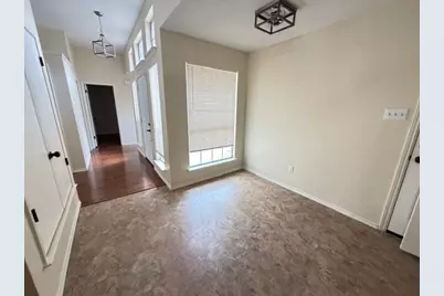 5305 Manhassett Drive, Arlington, TX 76018 - Photo 4