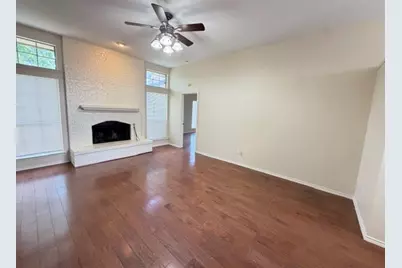 5305 Manhassett Drive, Arlington, TX 76018 - Photo 6