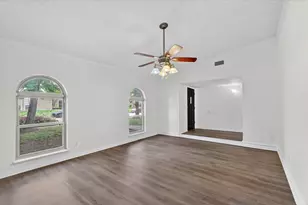 2106 Butterfield Trail, Grand Prairie, TX 75052 - Photo 18