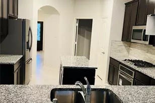 10229 Kemah Pl, McKinney, TX 75071 - Photo 12
