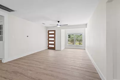 914 Vine Street, Euless, TX 76040 - Photo 6