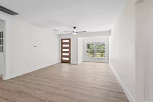 914 Vine St, Euless, TX 76040 - Photo 6