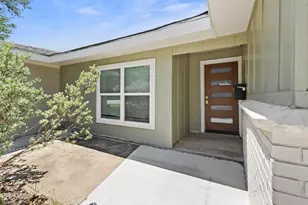 914 Vine St, Euless, TX 76040 - Photo 4