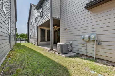 8938 Pancho Barnes Trail, Frisco, TX 75034 - Photo 32