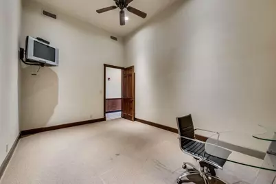 112 E Main Street, Waxahachie, TX 75165 - Photo 12