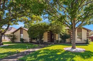 4436 Emerson Dr, Plano, TX 75093 - Photo 2