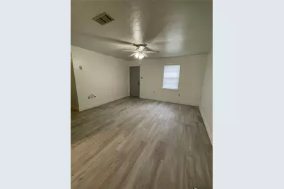 1208 Winkler Street, Ennis, TX 75119 - Photo 2