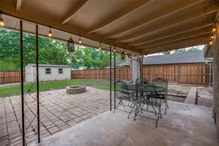210 Northwood Dr, McKinney, TX 75071 - Photo 16