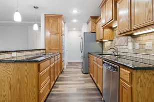 619 Heatherwood Dr, Grapevine, TX 76051 - Photo 16