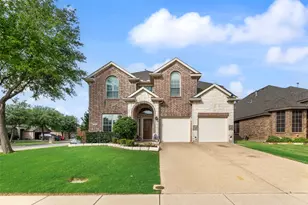 7071 Surfside Ln, Grand Prairie, TX 75054 - Photo 2