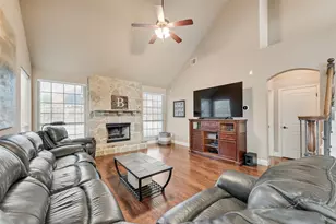 7071 Surfside Ln, Grand Prairie, TX 75054 - Photo 12