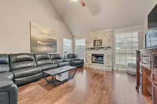 7071 Surfside Ln, Grand Prairie, TX 75054 - Photo 14