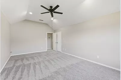 7000 Winthorp Drive, Arlington, TX 76001 - Photo 32
