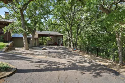 252 Hacienda Drive, Pottsboro, TX 75076 - Photo 36