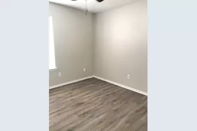 429 Signal Hill Court N, Fort Worth, TX 76112 - Photo 14