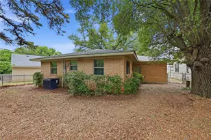 707 W Brock St, Denison, TX 75020 - Photo 24