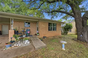 707 W Brock St, Denison, TX 75020 - Photo 4