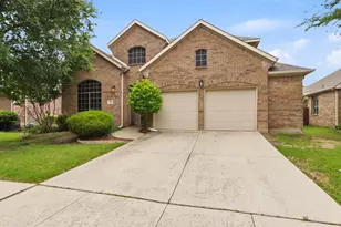 217 Cox Dr, Fate, TX 75087 - Photo 2