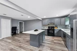 1106 E Strong Pkwy, Grand Prairie, TX 75050 - Photo 12