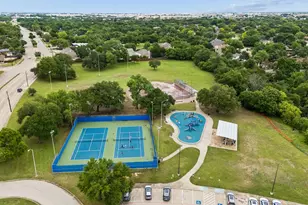 8635 Strathmore Dr, Dallas, TX 75238 - Photo 26
