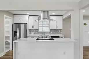 8635 Strathmore Dr, Dallas, TX 75238 - Photo 4