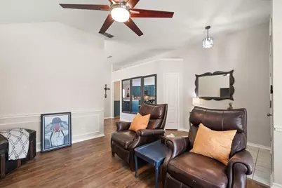 4220 Maryanne Place, Haltom City, TX 76137 - Photo 4