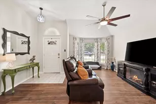 4220 Maryanne Pl, Haltom City, TX 76137 - Photo 2