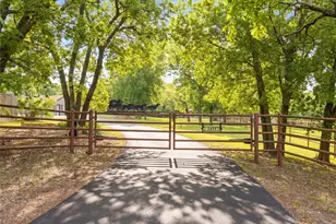 2411 Sweet Springs Rd, Weatherford, TX 76088 - Photo 20
