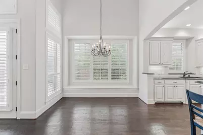 9131 Cochran Bluff Lane, Dallas, TX 75220 - Photo 12