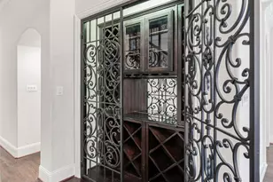 9131 Cochran Bluff Ln, Dallas, TX 75220 - Photo 28