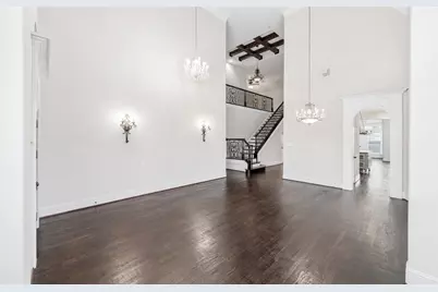 9131 Cochran Bluff Lane, Dallas, TX 75220 - Photo 24