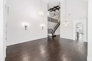9131 Cochran Bluff Ln, Dallas, TX 75220 - Photo 24