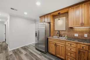 909 Thatcher St, Denison, TX 75020 - Photo 8