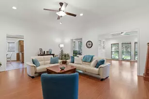 3220 Evan Dr, Hurst, TX 76054 - Photo 10