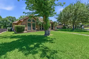 3220 Evan Dr, Hurst, TX 76054 - Photo 4