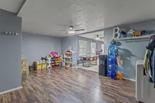 1602 Park Pl, Irving, TX 75061 - Photo 10