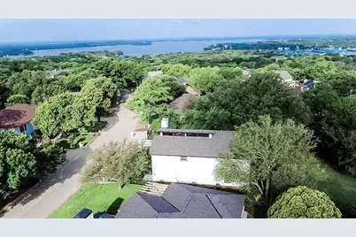 7604 Westwind Drive, Fort Worth, TX 76179 - Photo 2