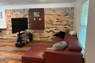 8714 Quinn St, Dallas, TX 75217 - Photo 6