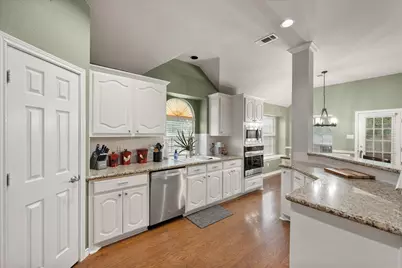 1405 Brighton Drive, Mansfield, TX 76063 - Photo 10
