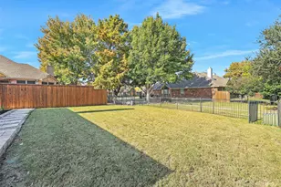 2428 Windgate Ln, Frisco, TX 75033 - Photo 4