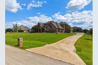 1232 Meredith Creek Lane, Fort Worth, TX 76179 - Photo 12